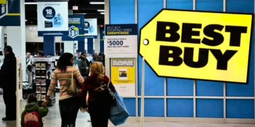 Best Buy Adjusts Full-Year Outlook Amid Cooling Demand and Price-Conscious Shoppers