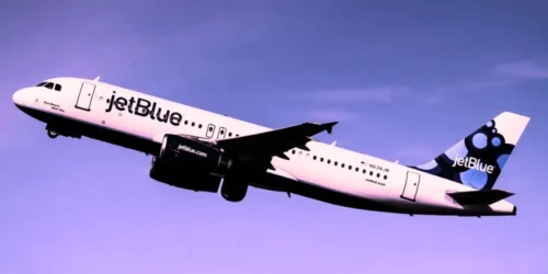 JetBlue Airways Downgraded by S&P and Moody's Amid Debt-Raising Plans