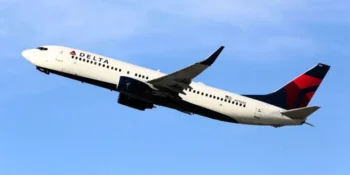 Delta Air Lines Forecasts Growth in Revenue and Earnings Amid Strong Travel Demand