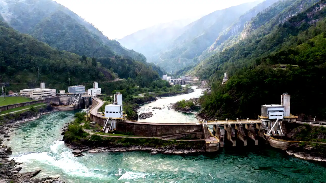 Hydroelectric Plants