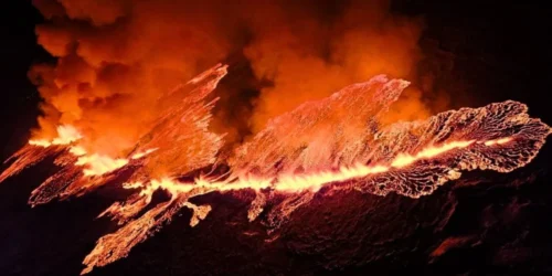 Iceland's Grindavík Faces Ongoing Threat as Volcanic Eruption Engulfs Town