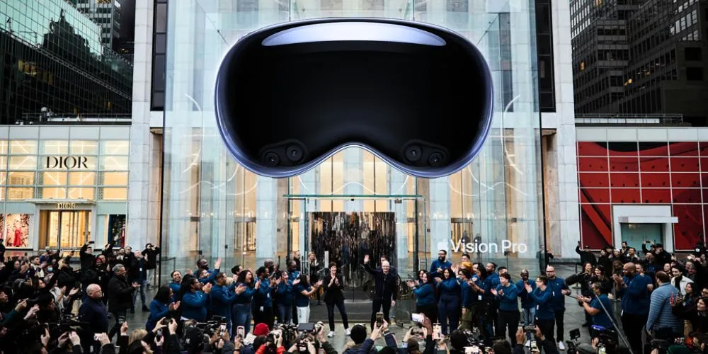 Apple Launches Vision Pro Mixed Reality Headset Amid High Expectations