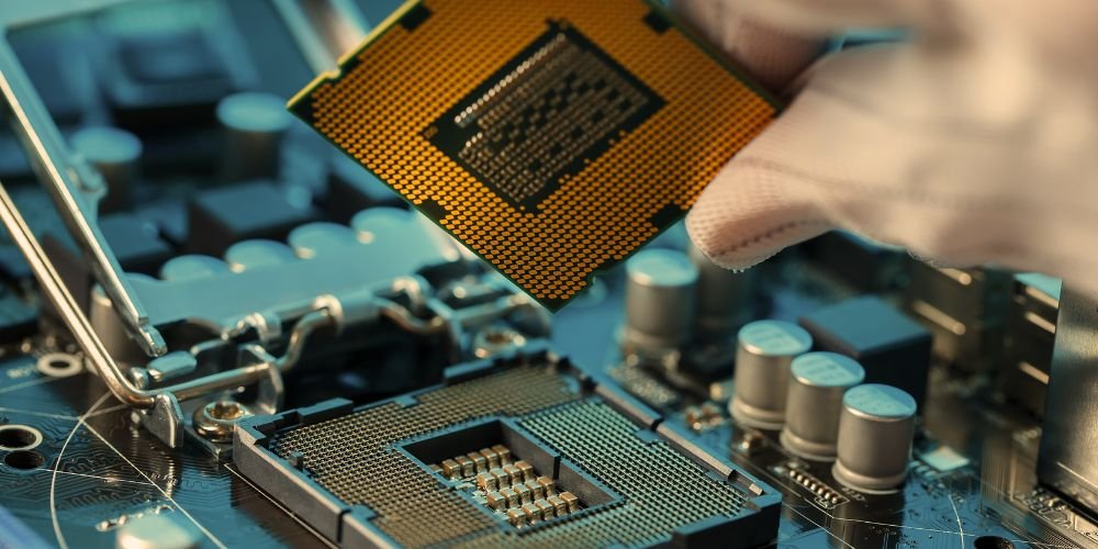 The Evolution and Impact of CPU Architecture